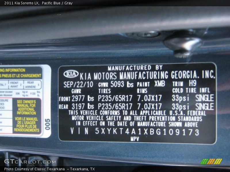 Pacific Blue / Gray 2011 Kia Sorento LX