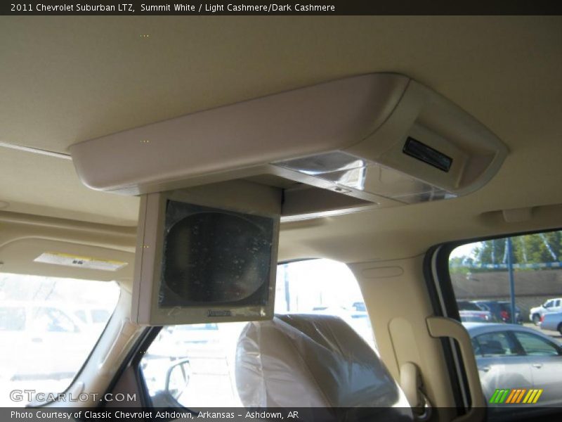 Summit White / Light Cashmere/Dark Cashmere 2011 Chevrolet Suburban LTZ