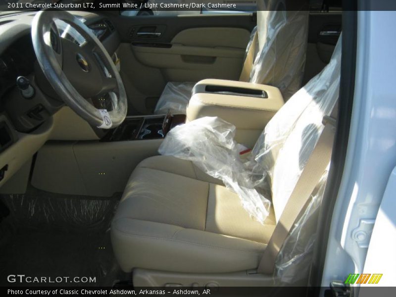 Summit White / Light Cashmere/Dark Cashmere 2011 Chevrolet Suburban LTZ