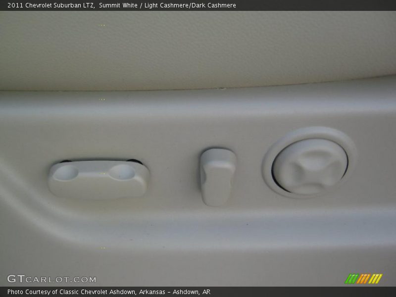 Summit White / Light Cashmere/Dark Cashmere 2011 Chevrolet Suburban LTZ
