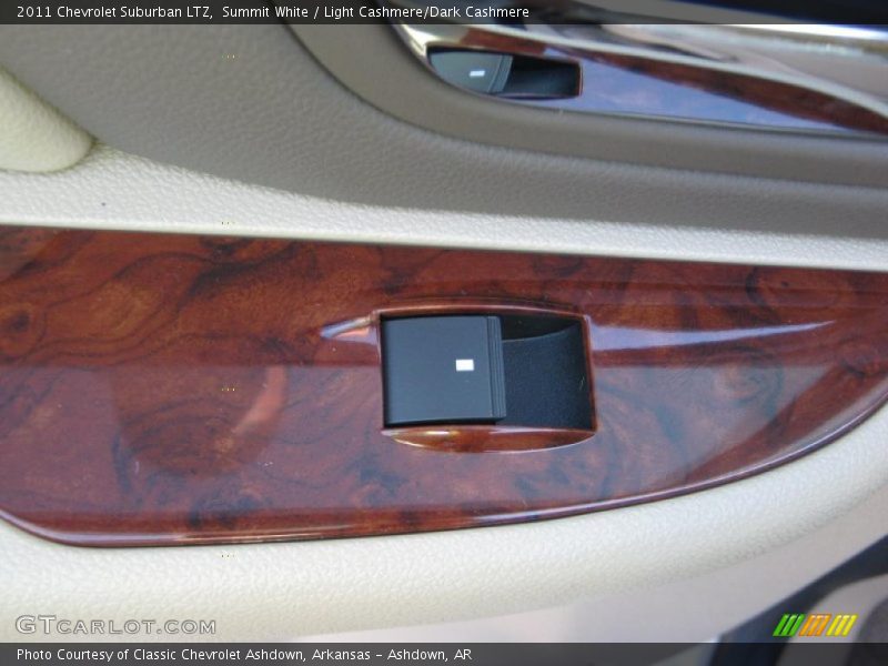 Summit White / Light Cashmere/Dark Cashmere 2011 Chevrolet Suburban LTZ