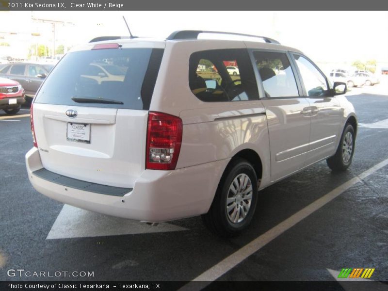 Clear White / Beige 2011 Kia Sedona LX