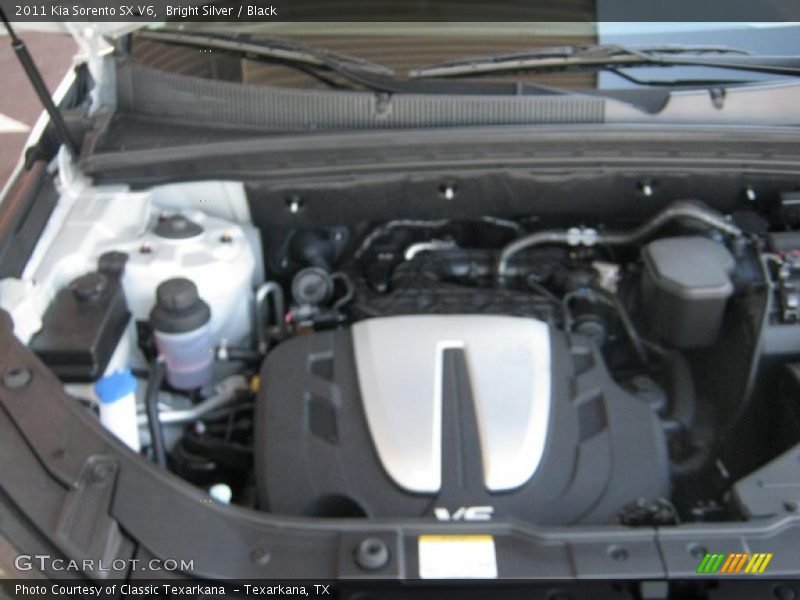 Bright Silver / Black 2011 Kia Sorento SX V6