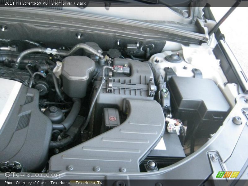 Bright Silver / Black 2011 Kia Sorento SX V6