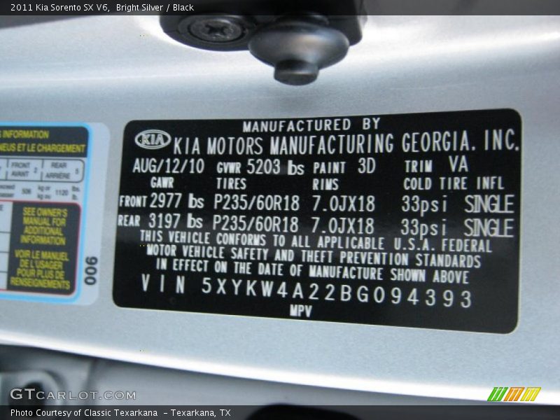 Bright Silver / Black 2011 Kia Sorento SX V6