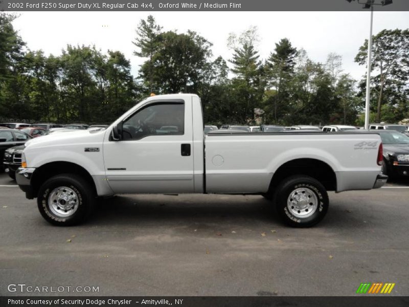 Oxford White / Medium Flint 2002 Ford F250 Super Duty XL Regular Cab 4x4