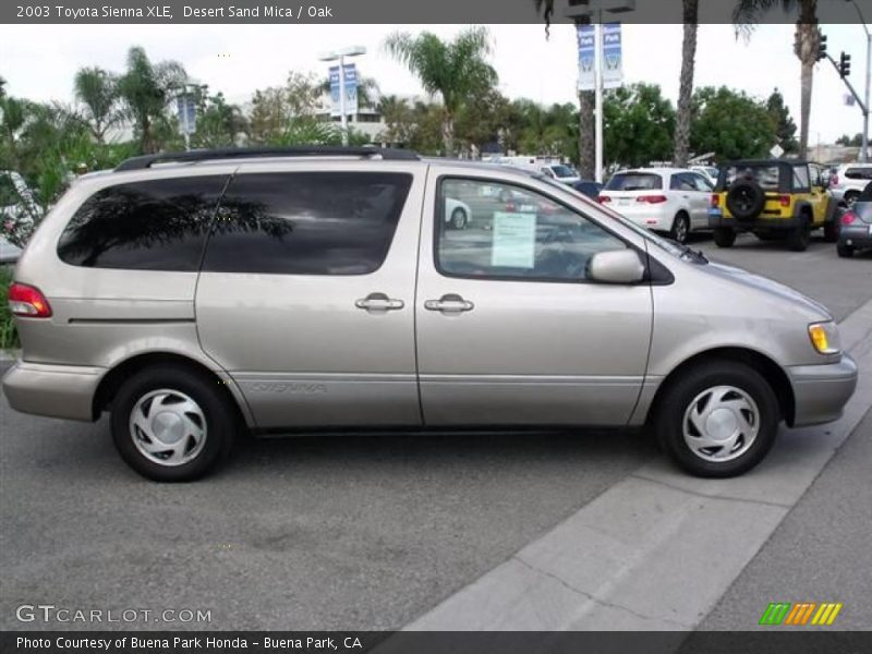 Desert Sand Mica / Oak 2003 Toyota Sienna XLE