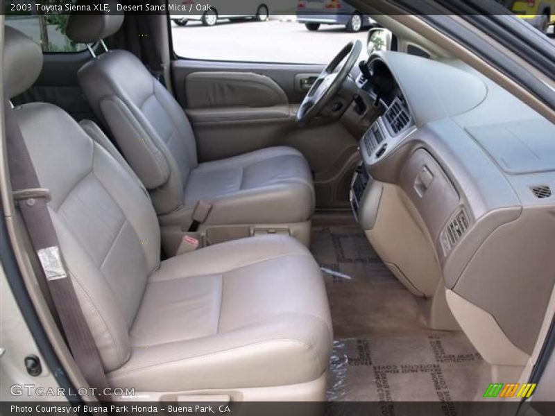 Desert Sand Mica / Oak 2003 Toyota Sienna XLE