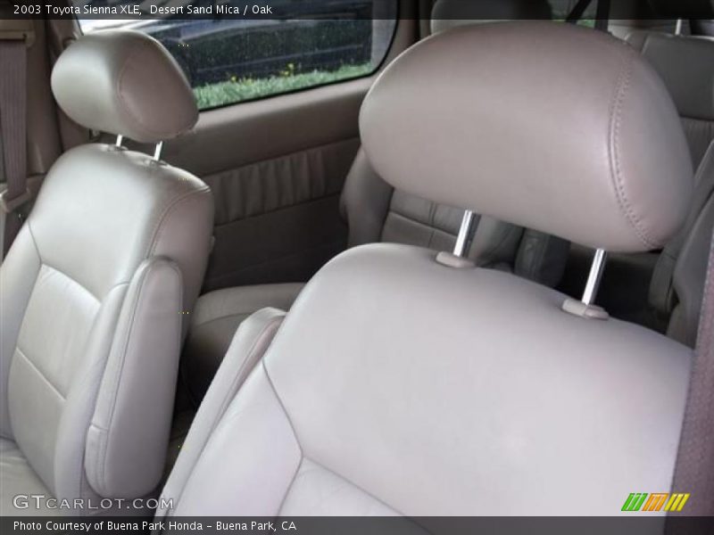 Desert Sand Mica / Oak 2003 Toyota Sienna XLE