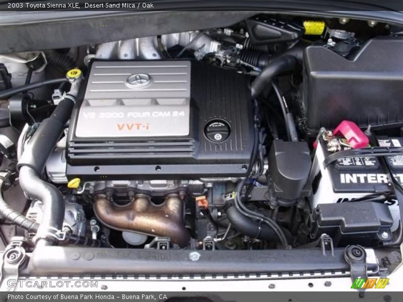 Desert Sand Mica / Oak 2003 Toyota Sienna XLE