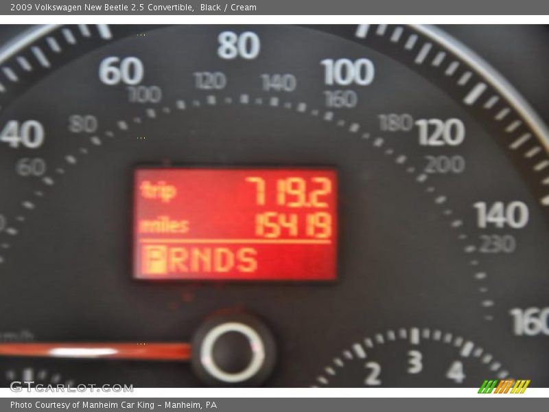 Black / Cream 2009 Volkswagen New Beetle 2.5 Convertible