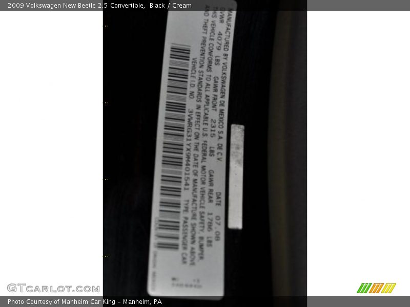 Black / Cream 2009 Volkswagen New Beetle 2.5 Convertible