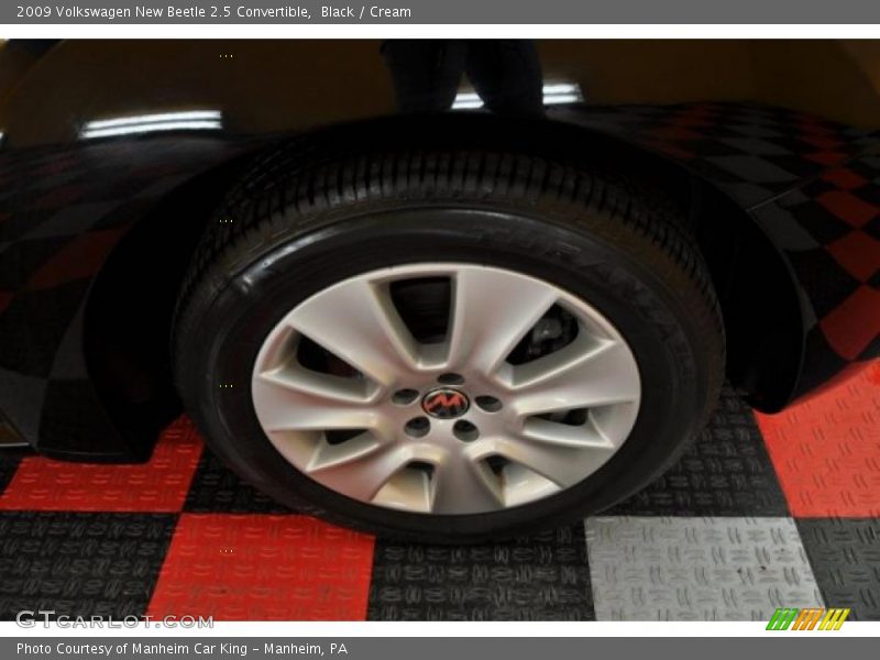 Black / Cream 2009 Volkswagen New Beetle 2.5 Convertible