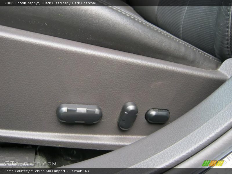 Black Clearcoat / Dark Charcoal 2006 Lincoln Zephyr