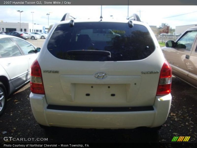 Stone White / Gray 2007 Hyundai Tucson GLS