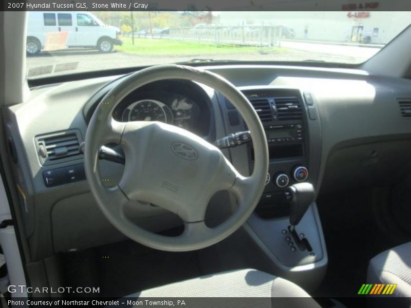 Stone White / Gray 2007 Hyundai Tucson GLS