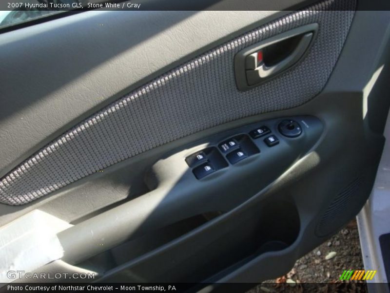 Stone White / Gray 2007 Hyundai Tucson GLS