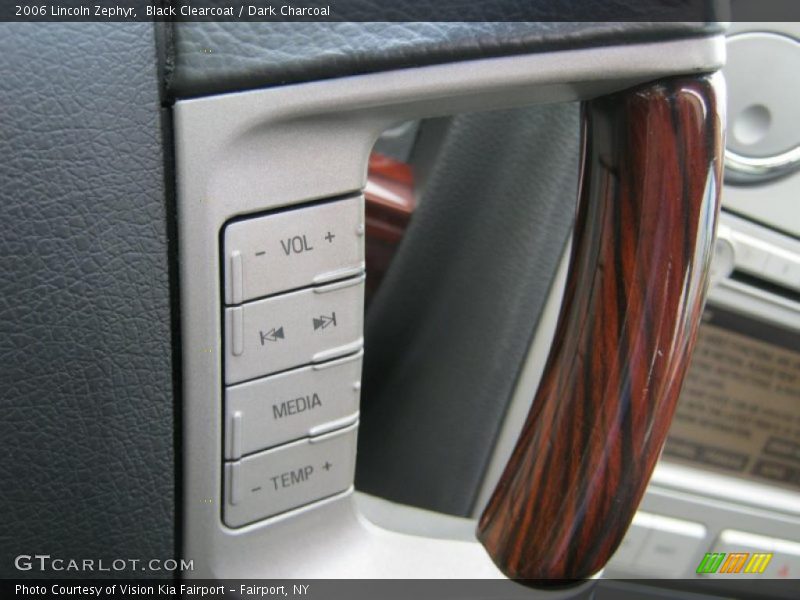 Black Clearcoat / Dark Charcoal 2006 Lincoln Zephyr