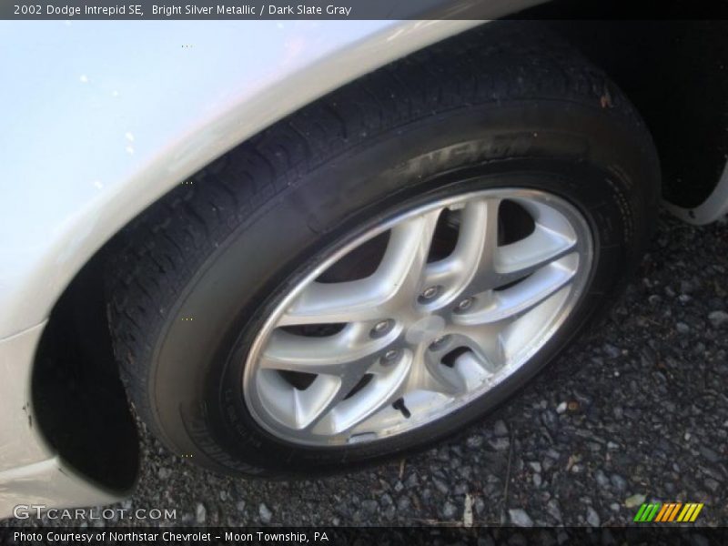 Bright Silver Metallic / Dark Slate Gray 2002 Dodge Intrepid SE
