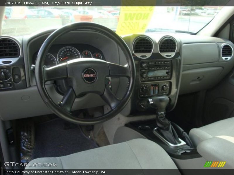 Onyx Black / Light Gray 2007 GMC Envoy SLE 4x4