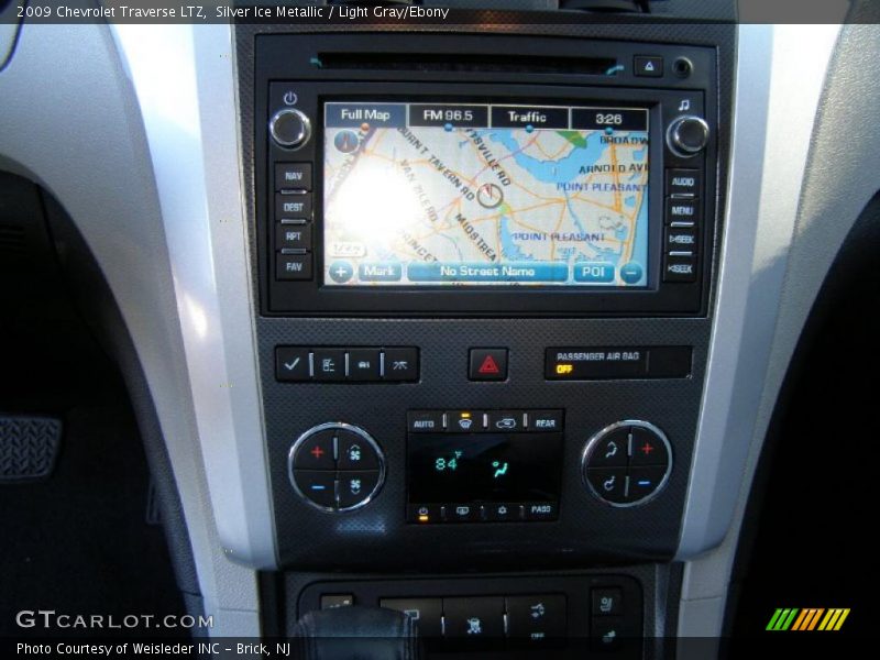 Silver Ice Metallic / Light Gray/Ebony 2009 Chevrolet Traverse LTZ