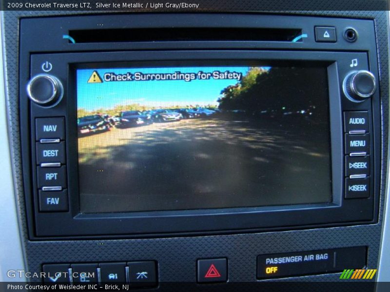 Silver Ice Metallic / Light Gray/Ebony 2009 Chevrolet Traverse LTZ