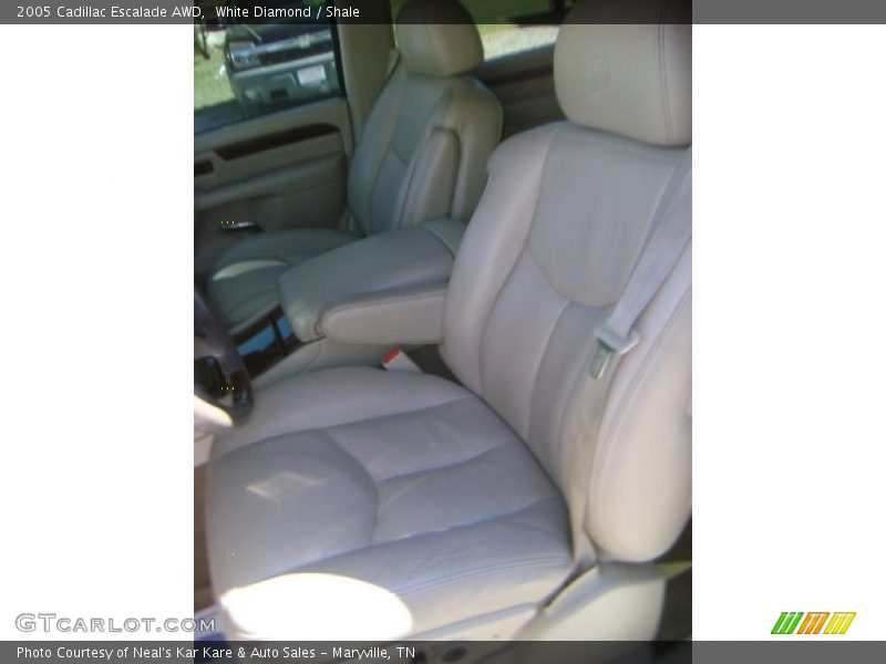 White Diamond / Shale 2005 Cadillac Escalade AWD