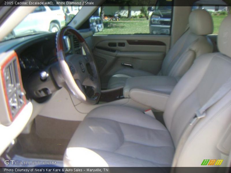 White Diamond / Shale 2005 Cadillac Escalade AWD