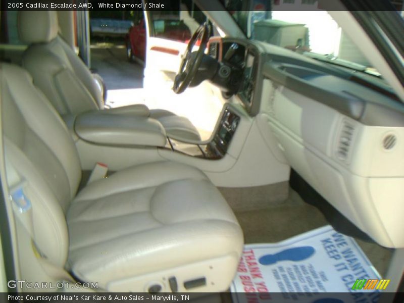 White Diamond / Shale 2005 Cadillac Escalade AWD