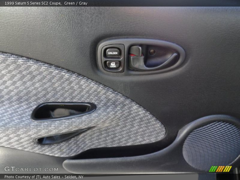 Green / Gray 1999 Saturn S Series SC2 Coupe