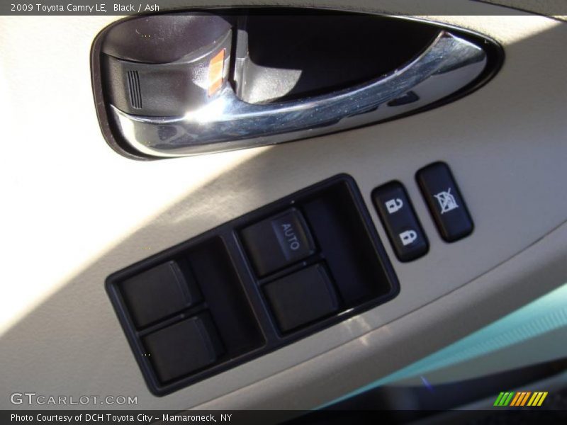 Black / Ash 2009 Toyota Camry LE