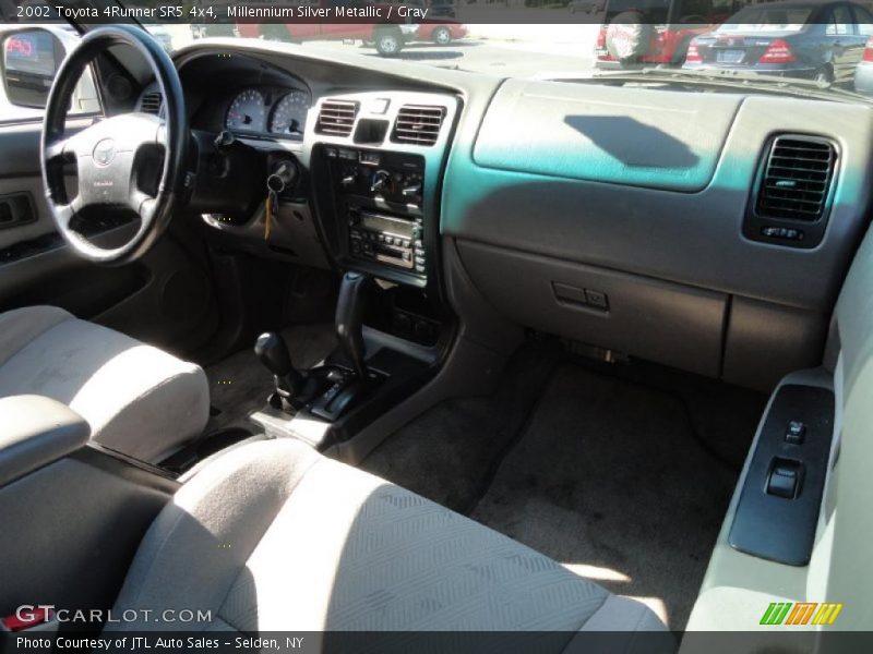 Millennium Silver Metallic / Gray 2002 Toyota 4Runner SR5 4x4