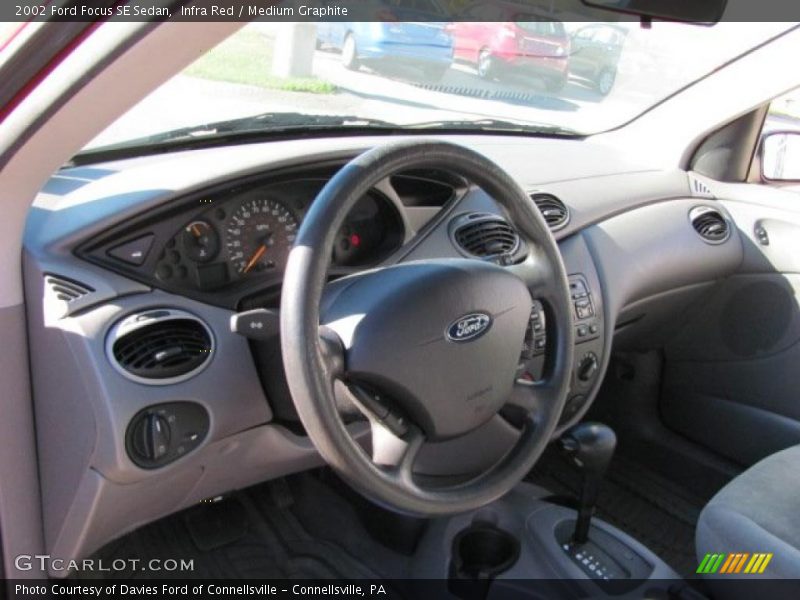 Infra Red / Medium Graphite 2002 Ford Focus SE Sedan