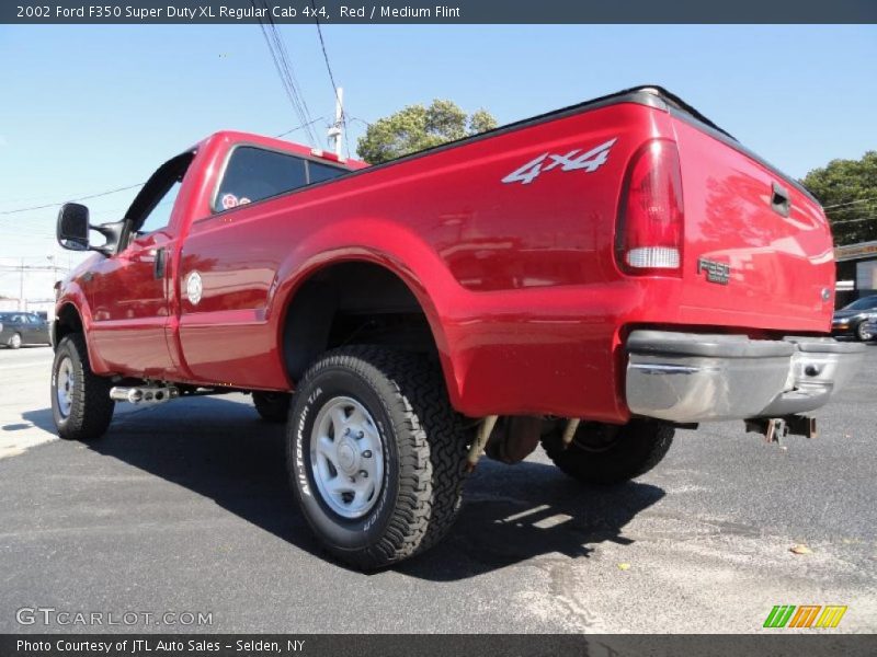 Red / Medium Flint 2002 Ford F350 Super Duty XL Regular Cab 4x4