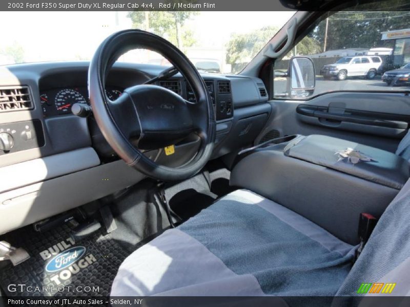 Red / Medium Flint 2002 Ford F350 Super Duty XL Regular Cab 4x4