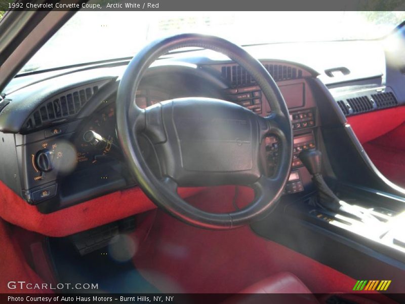 Arctic White / Red 1992 Chevrolet Corvette Coupe