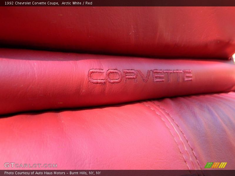Arctic White / Red 1992 Chevrolet Corvette Coupe