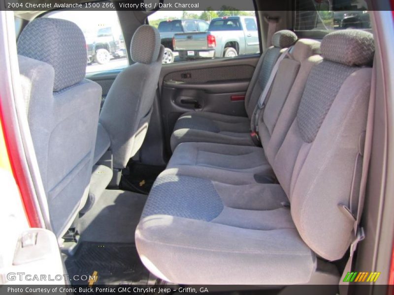 Victory Red / Dark Charcoal 2004 Chevrolet Avalanche 1500 Z66
