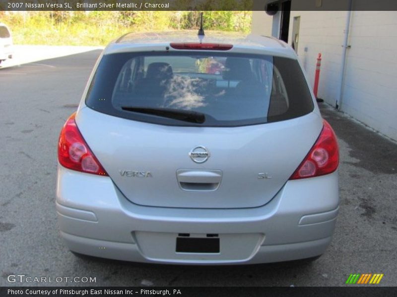 Brilliant Silver Metallic / Charcoal 2007 Nissan Versa SL