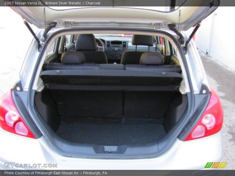 Brilliant Silver Metallic / Charcoal 2007 Nissan Versa SL