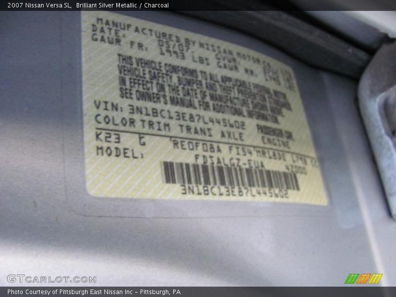 Brilliant Silver Metallic / Charcoal 2007 Nissan Versa SL