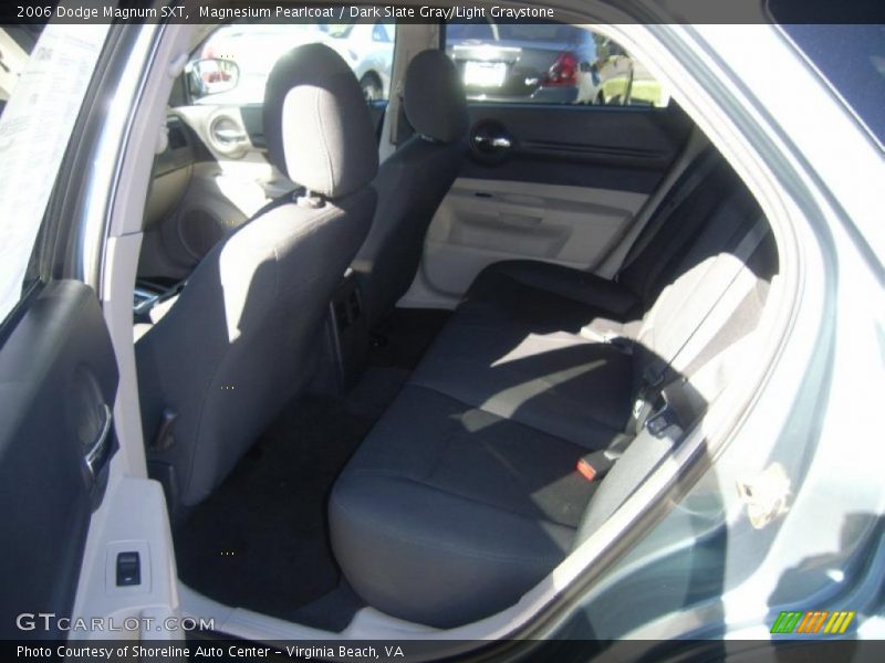 Magnesium Pearlcoat / Dark Slate Gray/Light Graystone 2006 Dodge Magnum SXT