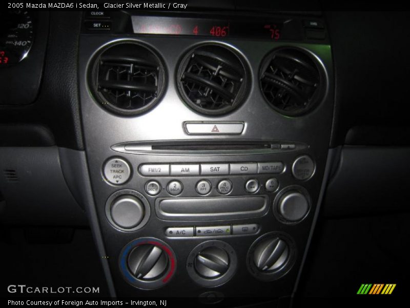 Glacier Silver Metallic / Gray 2005 Mazda MAZDA6 i Sedan