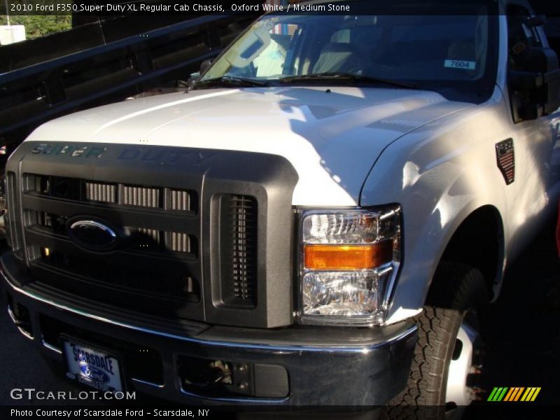 Oxford White / Medium Stone 2010 Ford F350 Super Duty XL Regular Cab Chassis