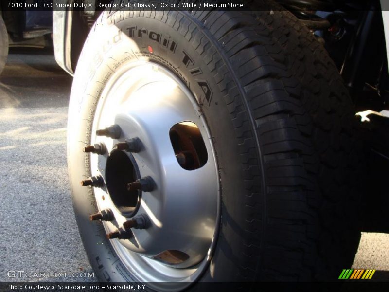 Oxford White / Medium Stone 2010 Ford F350 Super Duty XL Regular Cab Chassis