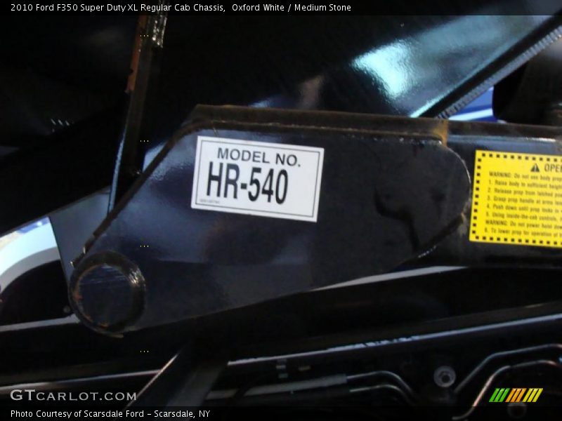 Oxford White / Medium Stone 2010 Ford F350 Super Duty XL Regular Cab Chassis