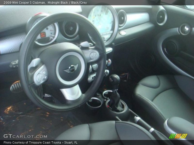 Midnight Black / Black/Grey 2009 Mini Cooper S Clubman
