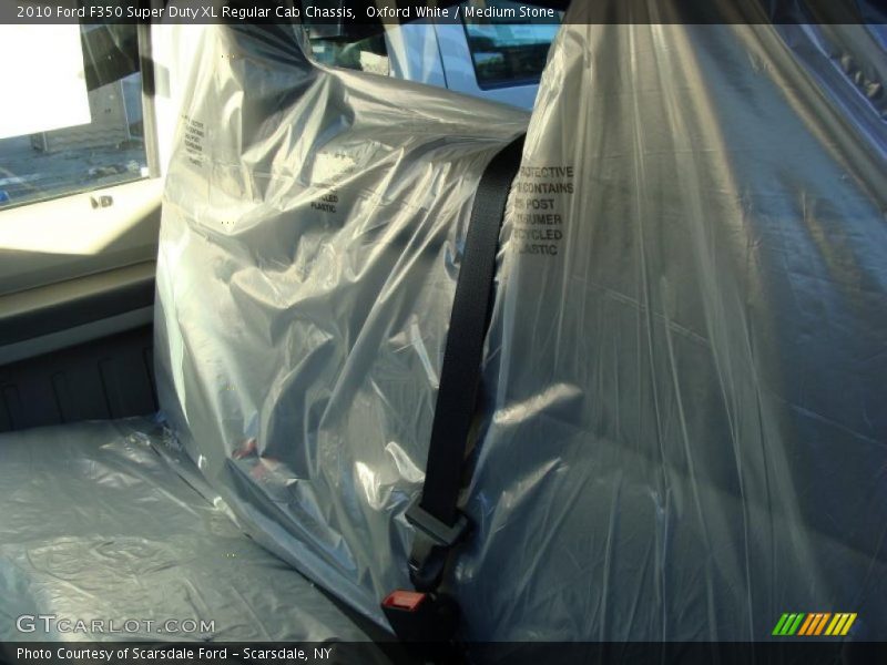 Oxford White / Medium Stone 2010 Ford F350 Super Duty XL Regular Cab Chassis