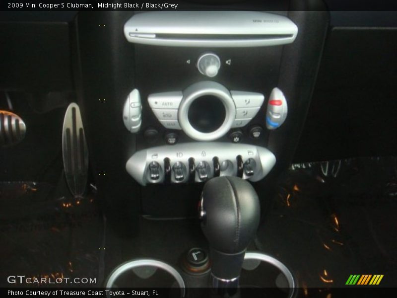 Midnight Black / Black/Grey 2009 Mini Cooper S Clubman