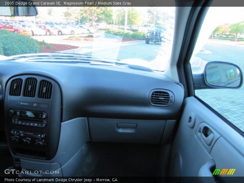 Magnesium Pearl / Medium Slate Gray 2005 Dodge Grand Caravan SE